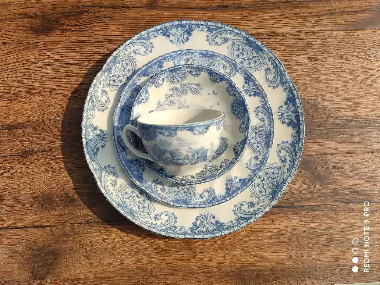 Christmas Creative Shooting Props for Decorating Plates with Blue British Castle Characters, Western Cuisine, Steak and Bread - BELMA