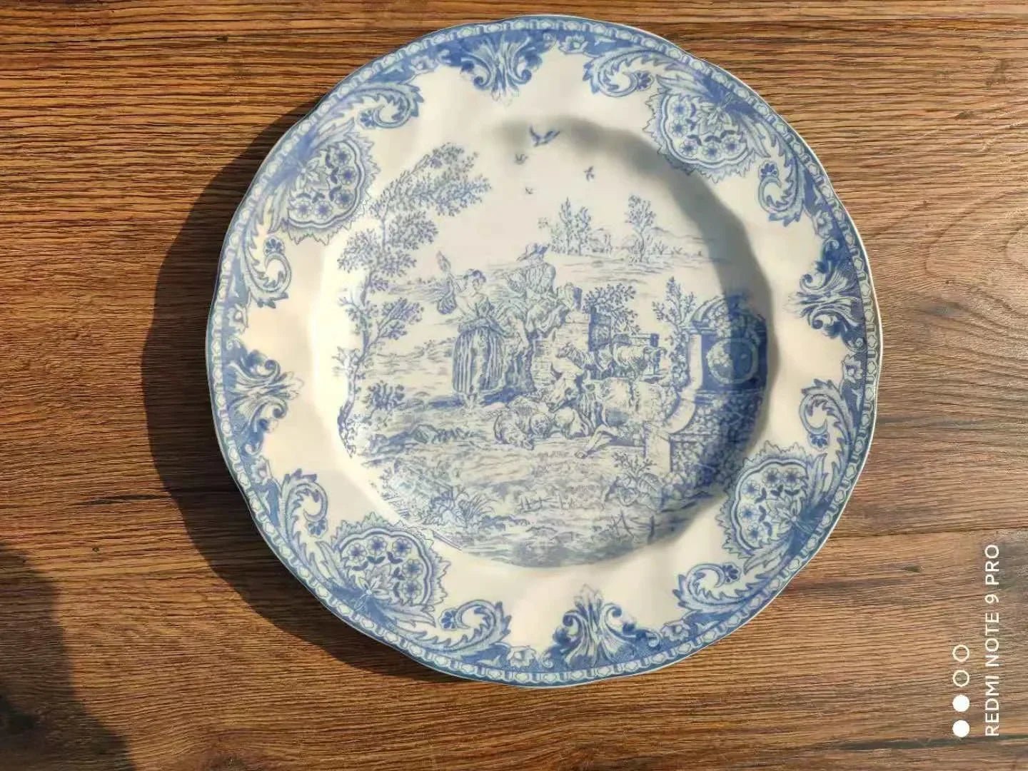 Christmas Creative Shooting Props for Decorating Plates with Blue British Castle Characters, Western Cuisine, Steak and Bread - BELMA