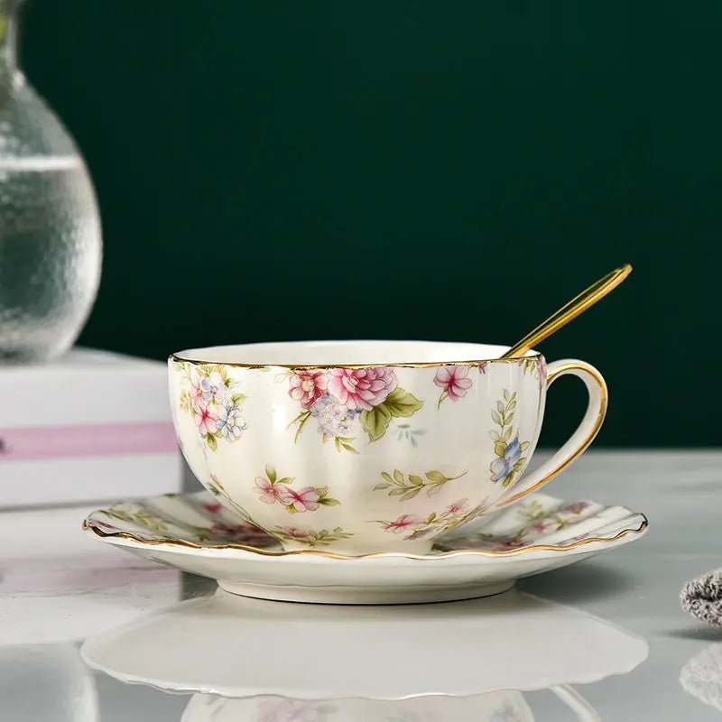 Coffee Cup Saucer Spoon Set Flower Tea Cups Set European Porcelain Cup and Saucer For Coffee Ceramic Cups Mugs Gift - BELMA