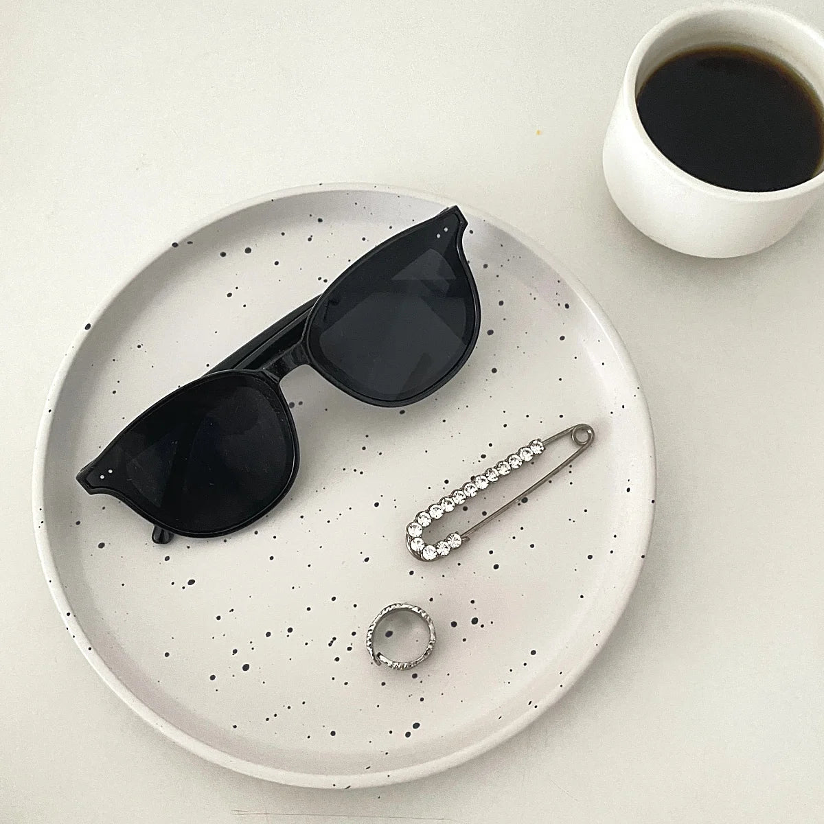 Nordic Jewelry Plate, Breakfast Dessert Plate, Home Minimalist Ink Splash Plate, Storage Decoration - BELMA